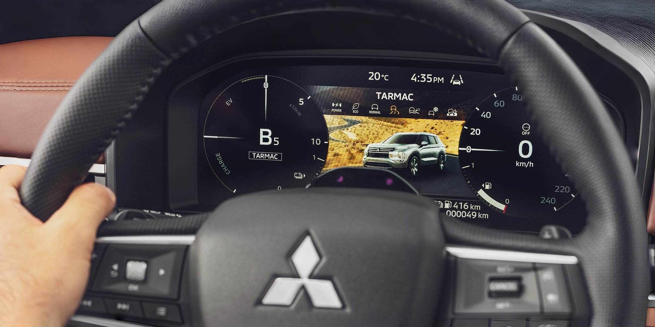 Mitsubishi Outlander PHEV 25 rokov - jazdný režim asfalt